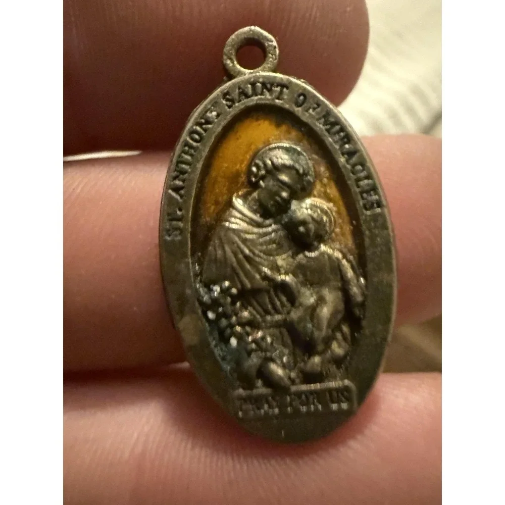 Vintage St Anthony of Padua Pray for Us Basilica Padova Catholic Medal Pendant